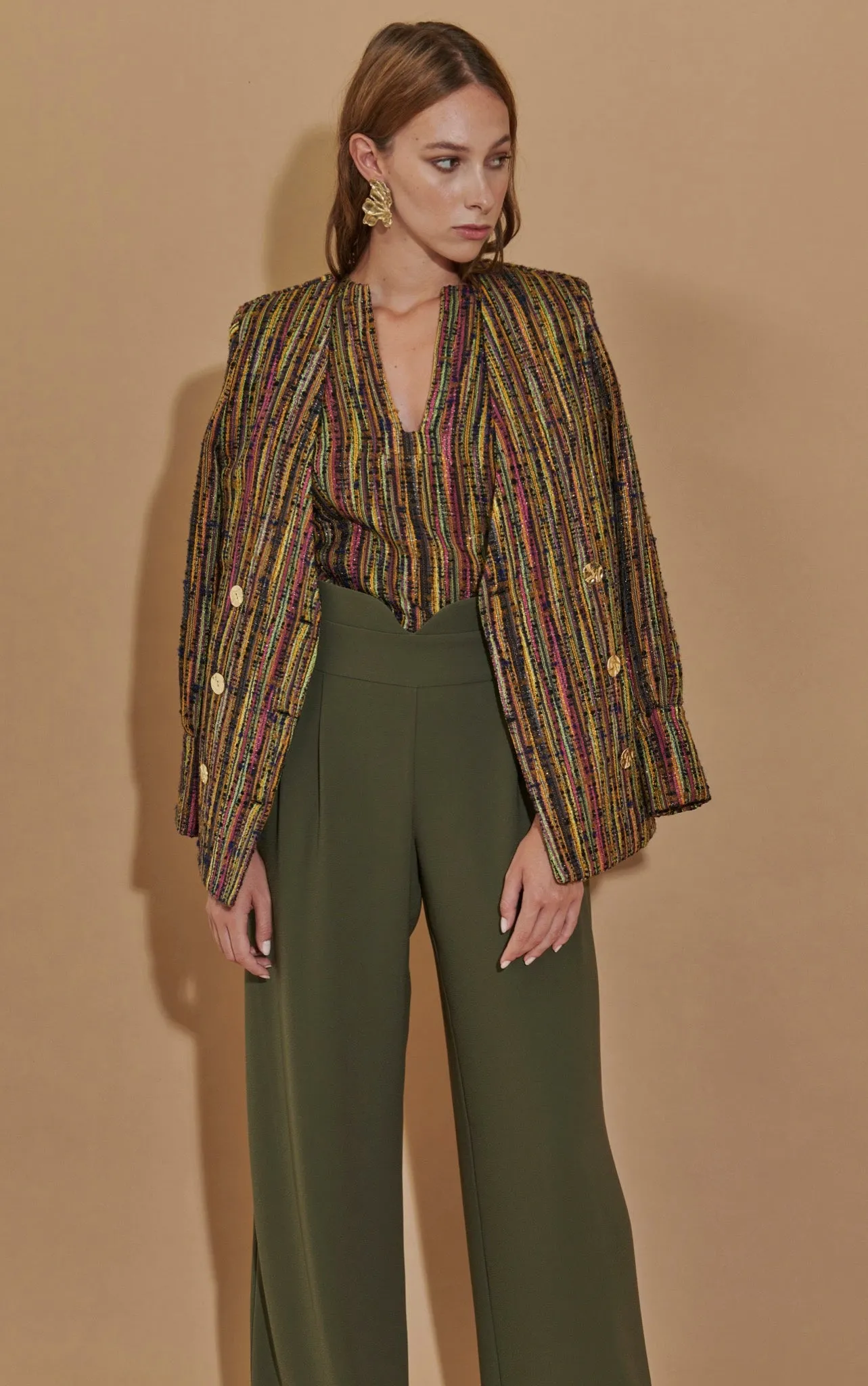 Blusa con Scollatura Geometrica