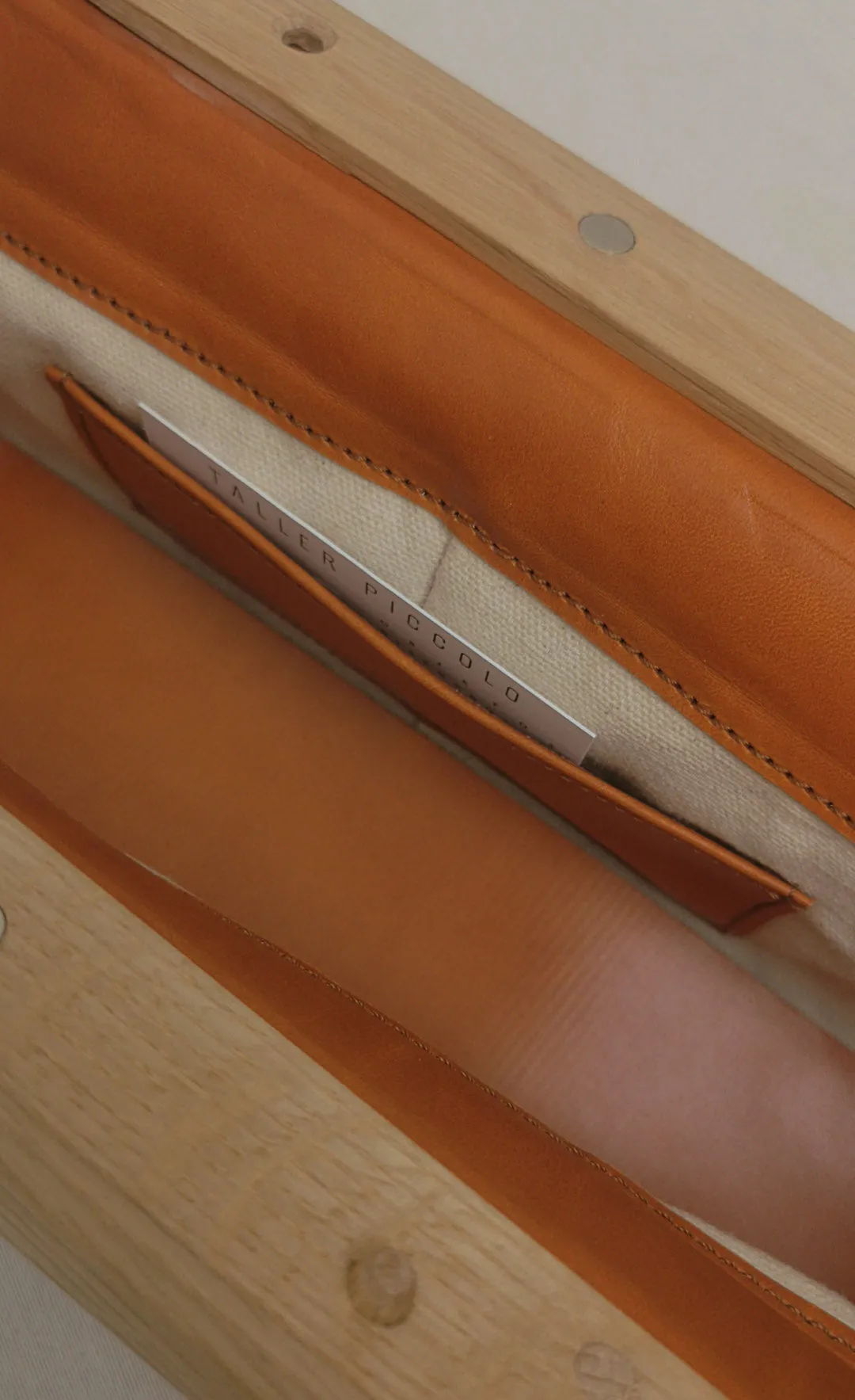 Clutch Mimbre avellana