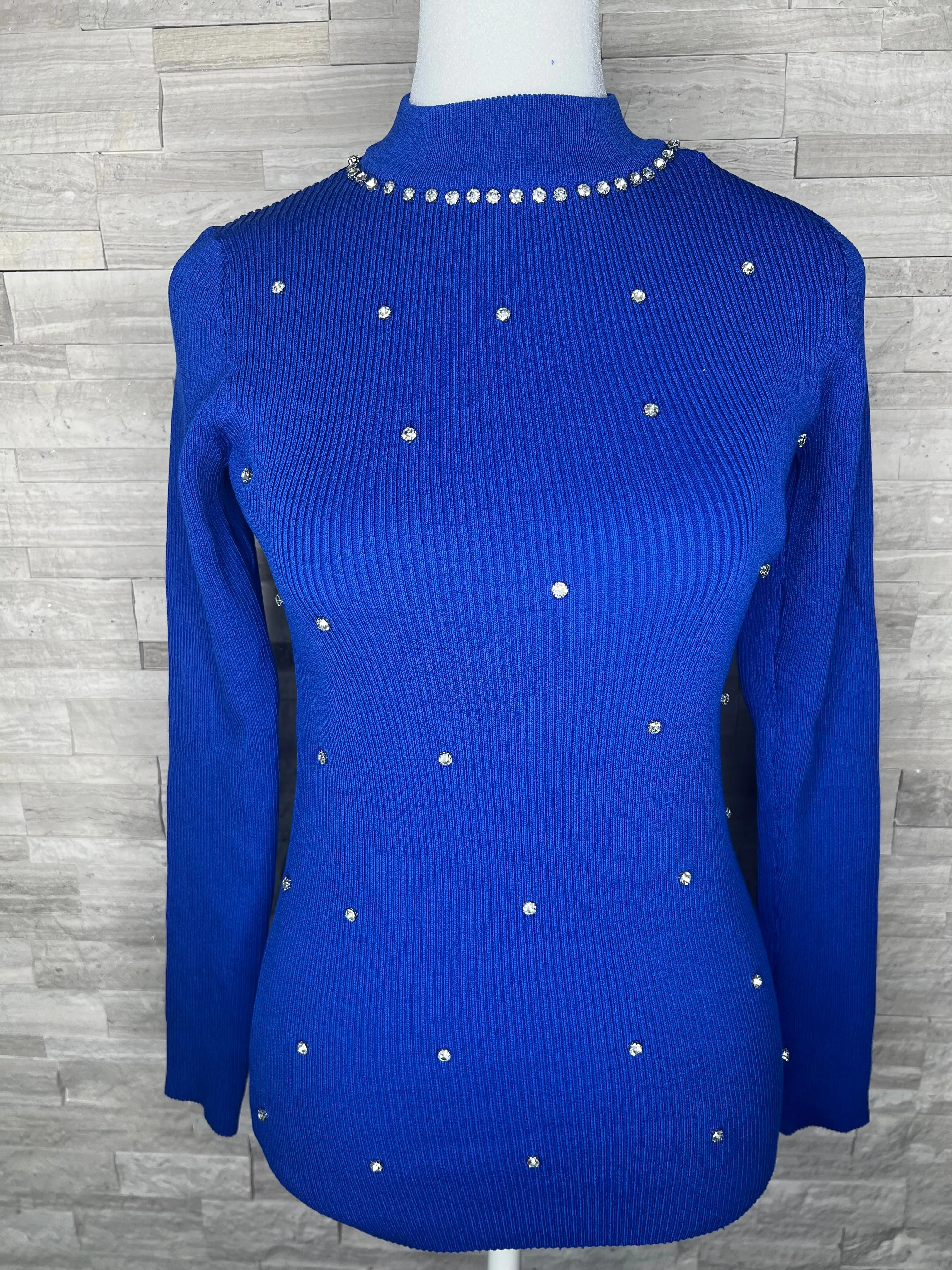 RIBBED KNIT RHINESTONE SWEATER