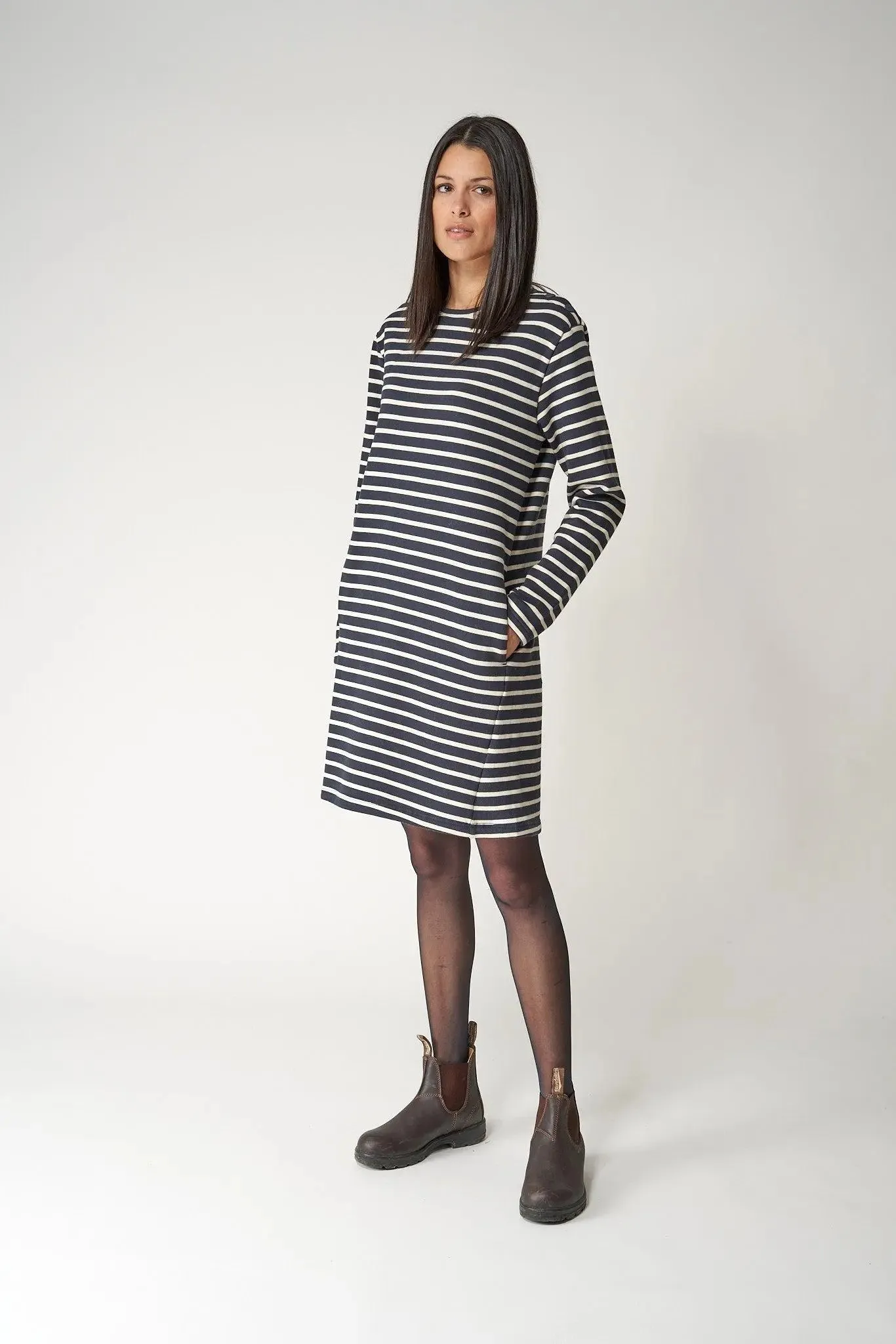 Vestido de algodón Terry de cuello ancho - A2335
